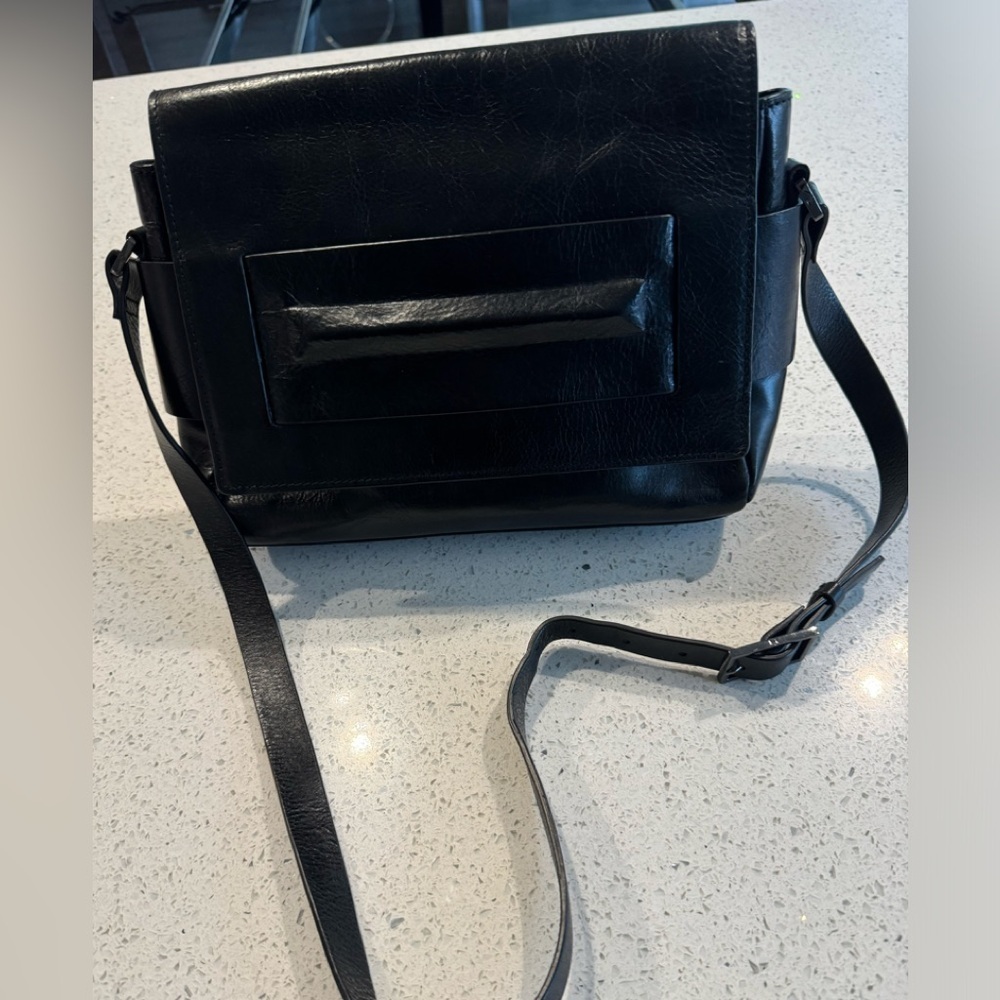 Halston shoulder bag‎